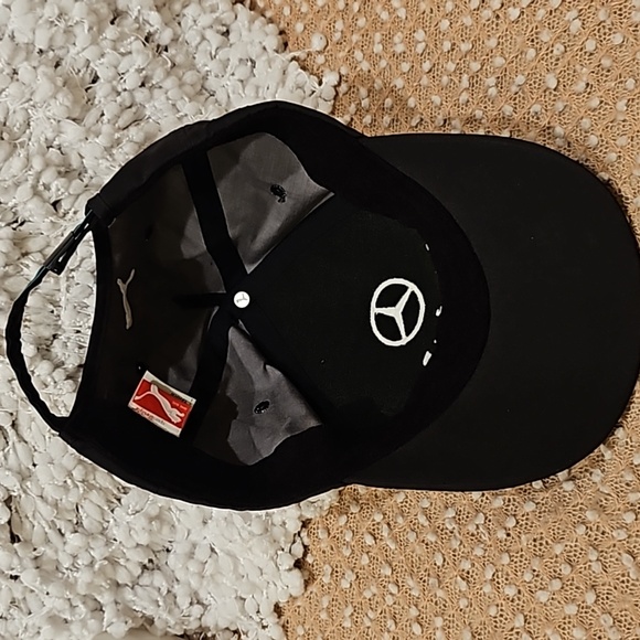 Mercedez-Benz Hat - Picture 10 of 16